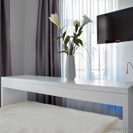 Grand Downtown - Frankfurt Station - Boutique Design מלון 4*