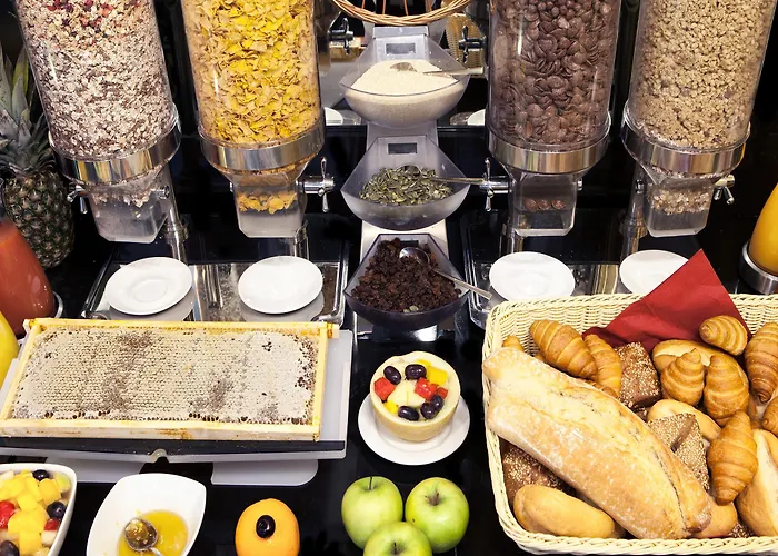 غراند داون تاون 4*