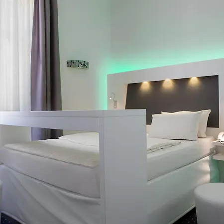 Grand Downtown Hotel