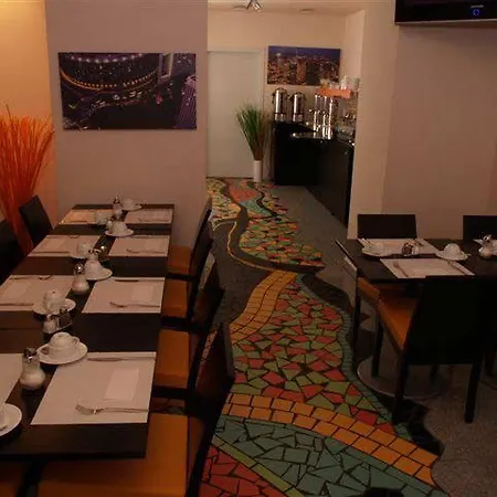Grand Downtown - Frankfurt Station - Boutique Design 4*