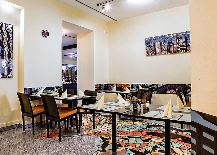 Grand Downtown Hotell