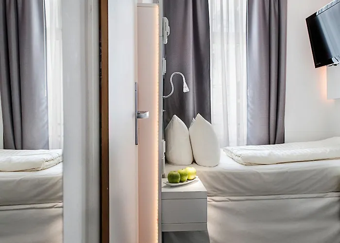 Grand Downtown 4*