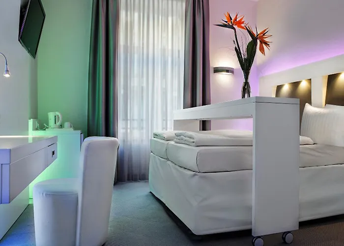 Grand Downtown Hotel