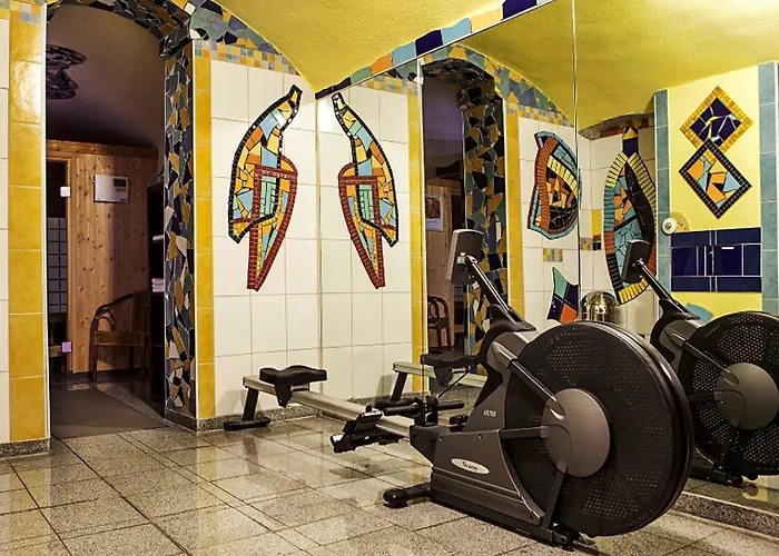 Grand Downtown Hotel 4*