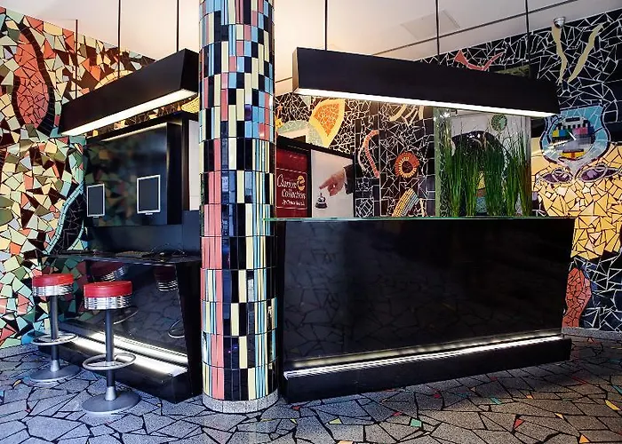 Grand Downtown Hotel