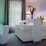 Grand Downtown - Frankfurt Station - Boutique Design 4* Frankfurt am Main