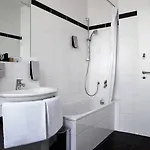 Grand Downtown - Frankfurt Station - Boutique Design 4* Frankfurt am Main