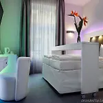 Grand Downtown - Frankfurt Station - Boutique Design Hotel