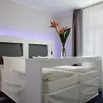 Grand Downtown - Frankfurt Station - Boutique Design 4* Frankfurt am Main